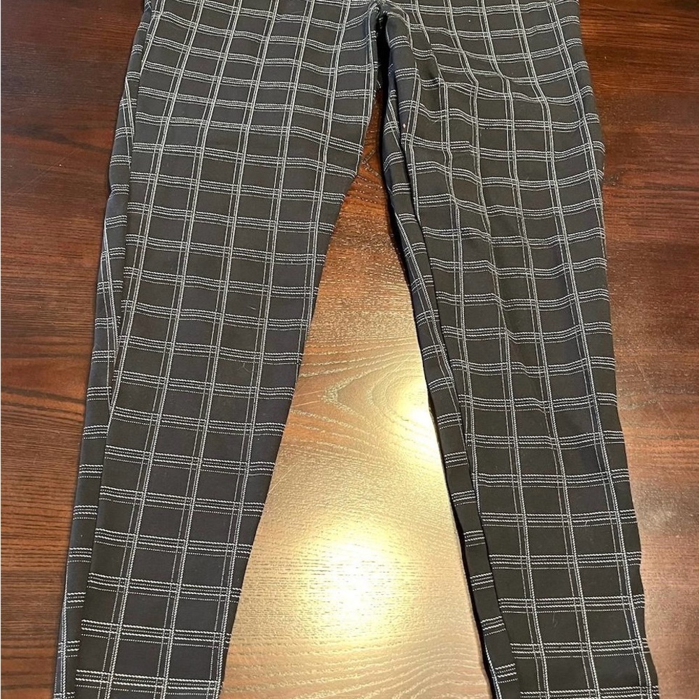 Hot Topic Black and White Checkered Pants